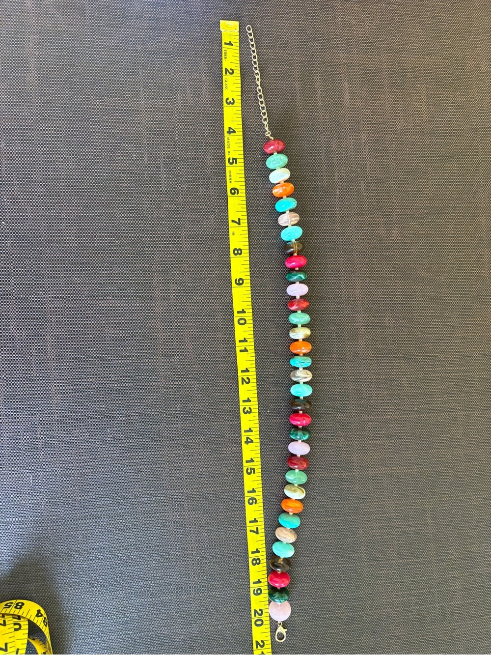 New! Multicolored Coastal Beaded Resin Marbled Disk Dopamine Statement Necklace - Picture 10 of 11